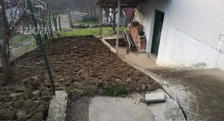 Građevinsko zemljište | 4zida