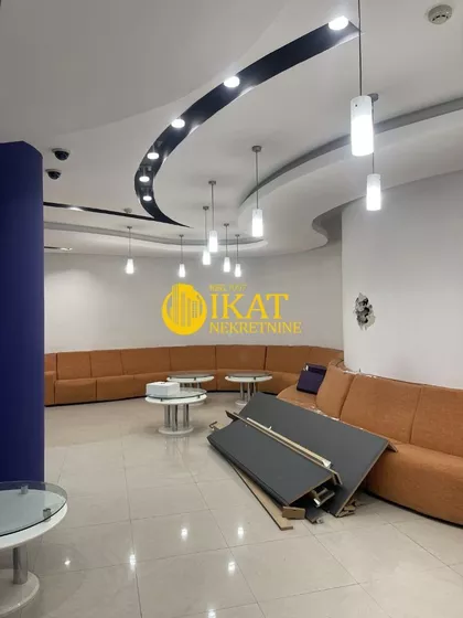 Trg Republike | 4zida.rs