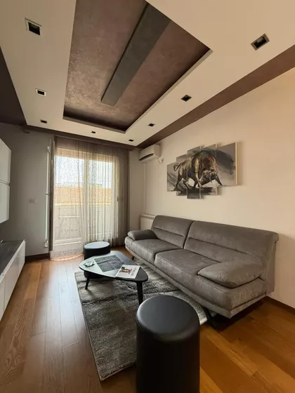 Jedrenska bb | 4zida.rs