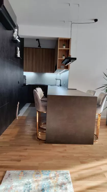 Crveni Krst | 4zida.rs