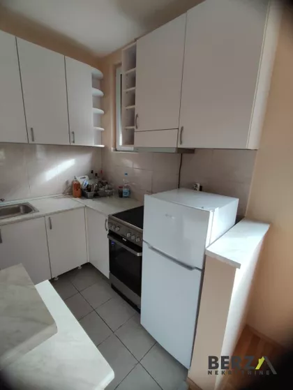 Železnička stanica | 4zida.rs