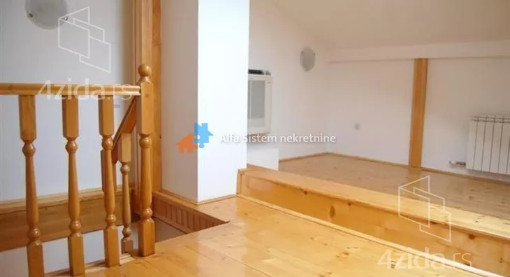 Šestosoban stan | 4zida