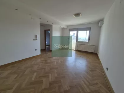 Vašarište | 4zida.rs