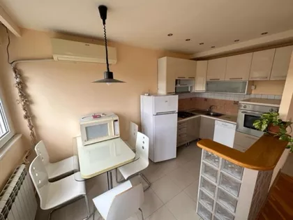 Ustanička | 4zida.rs