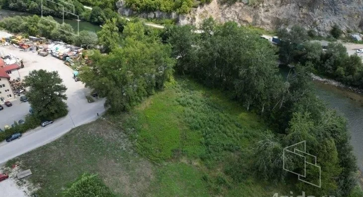 Plac | 4zida