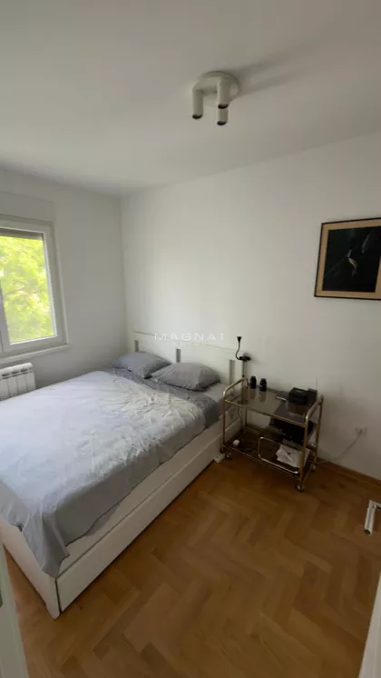 Lazara Kujundžića | 4zida.rs