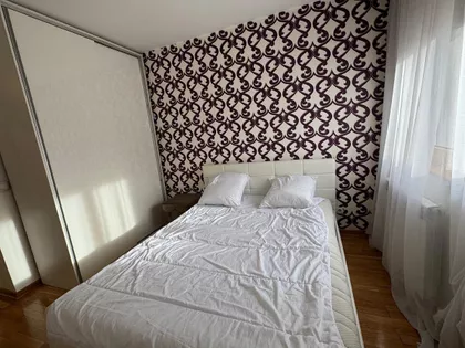 Ulcinjska bb | 4zida.rs