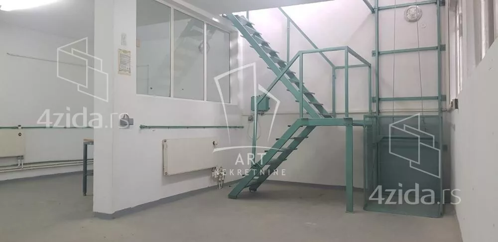 Poslovni prostor | 4zida