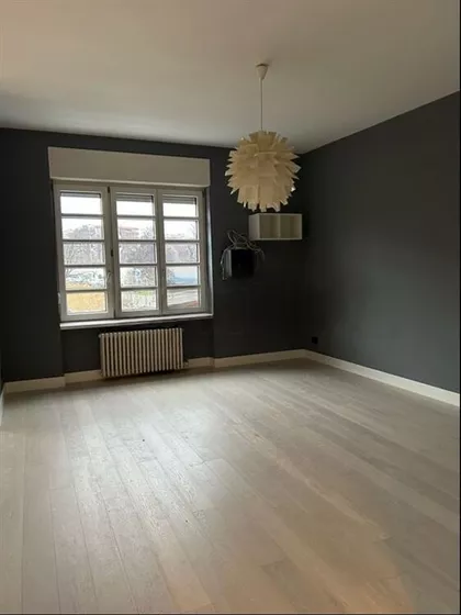 Skupština | 4zida.rs