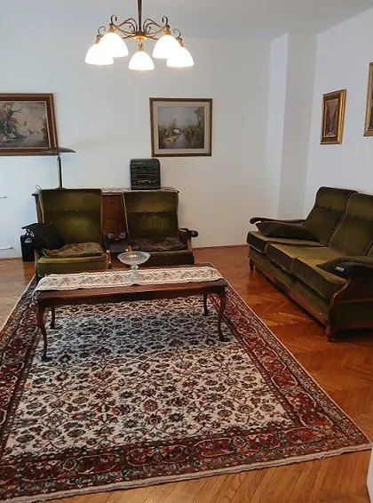 KRALJICE MARIJE | 4zida.rs