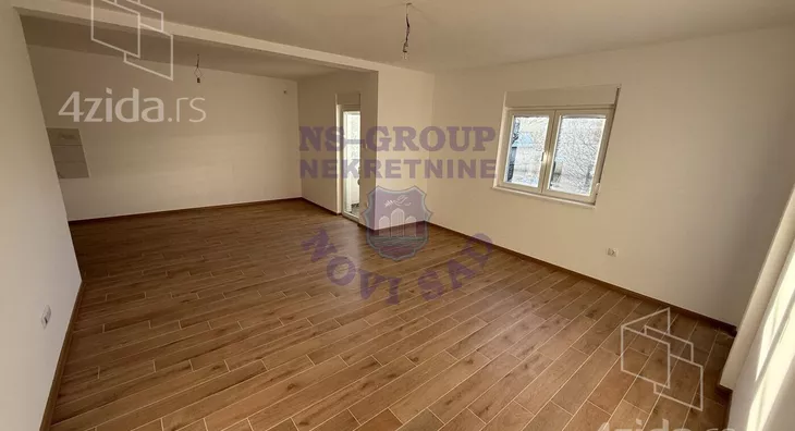 Šestosoban stan | 4zida