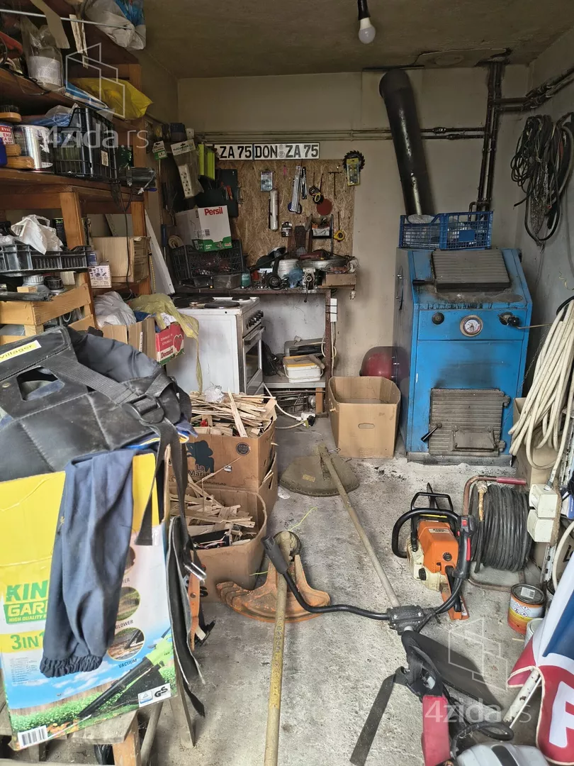 3-etažna kuća | 4zida