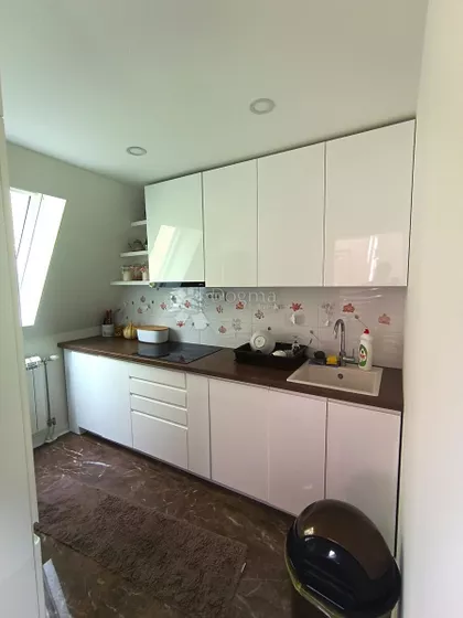 Novi Banovci | 4zida.rs