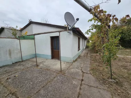 Mali Radanovac | 4zida.rs