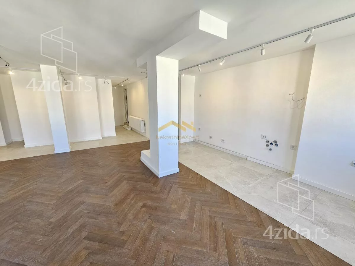 Četvoroiposoban stan | 4zida