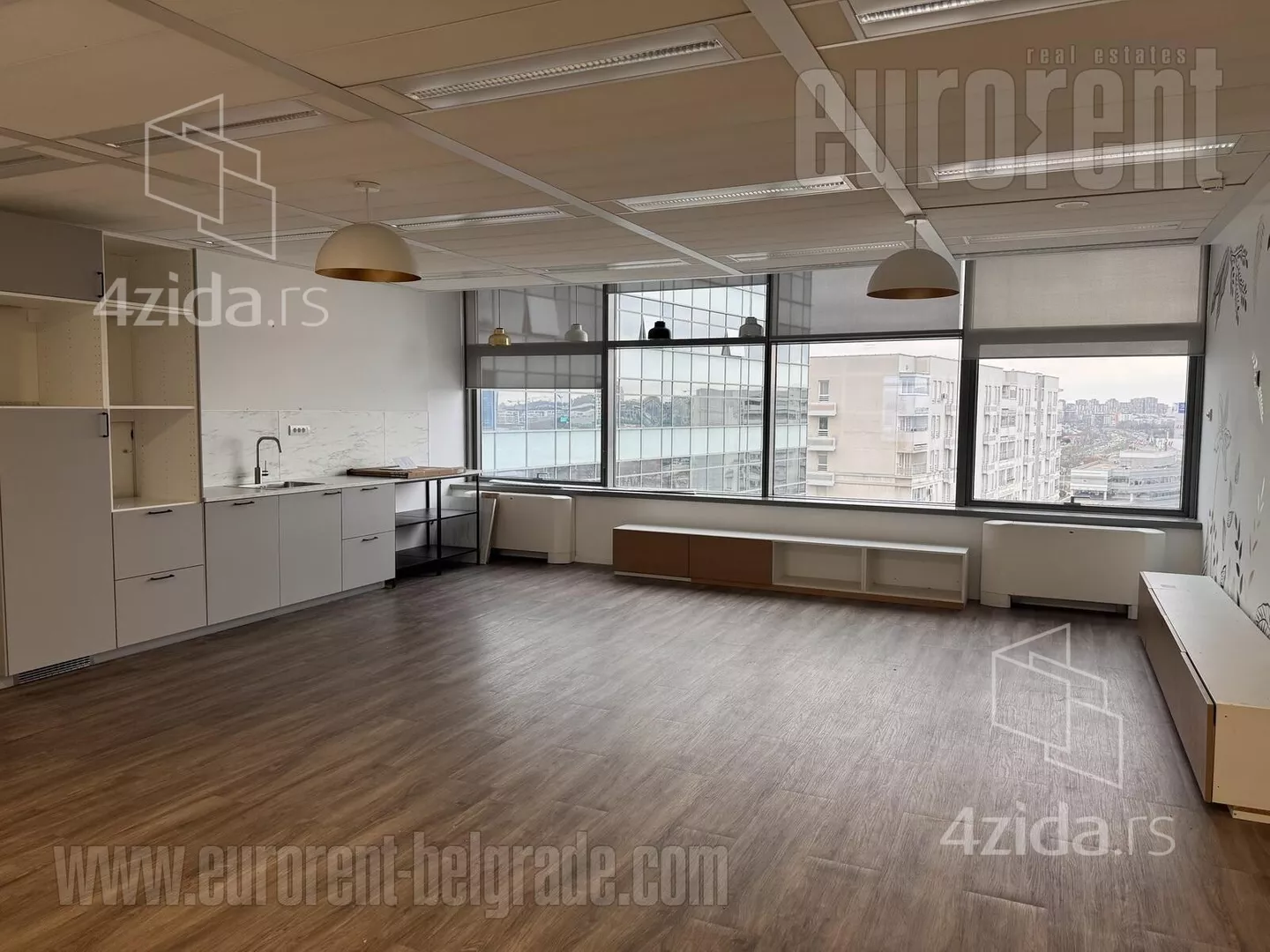 Poslovni prostor | 4zida