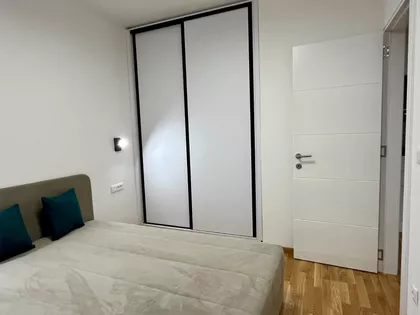 Južni Bulevar | 4zida.rs