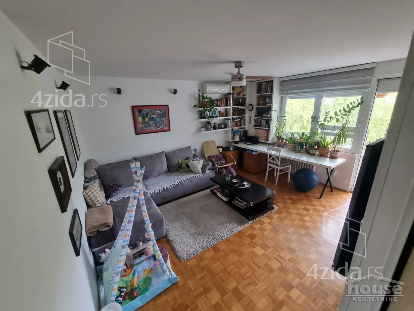 Jednoiposoban stan | 4zida