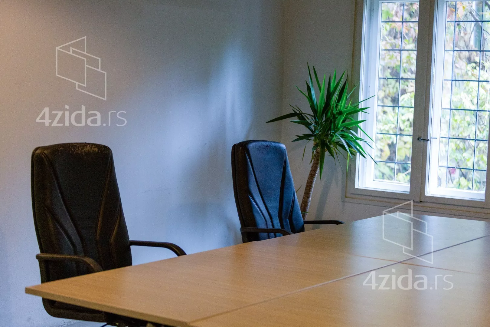 Kancelarija | 4zida
