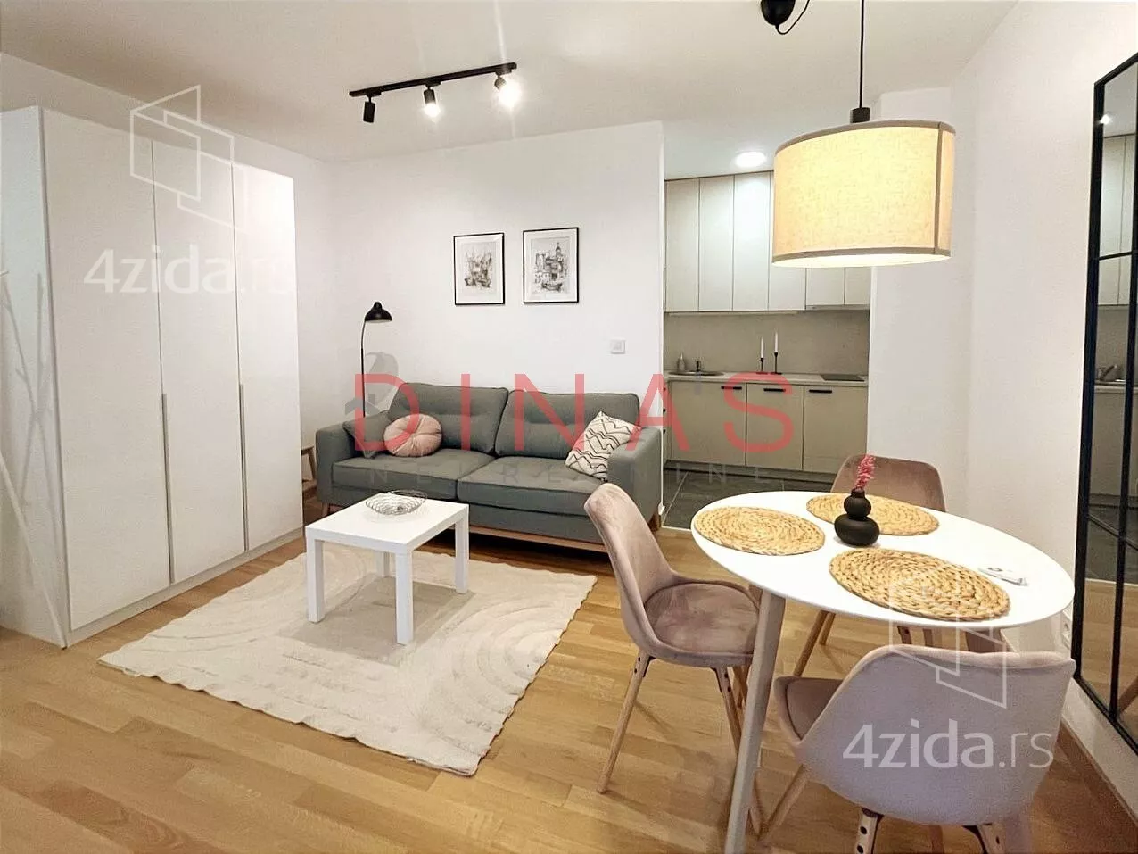 Jednoiposoban stan | 4zida