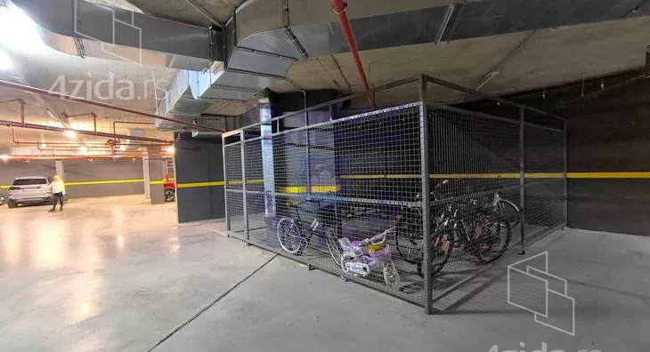 Petosoban stan | 4zida