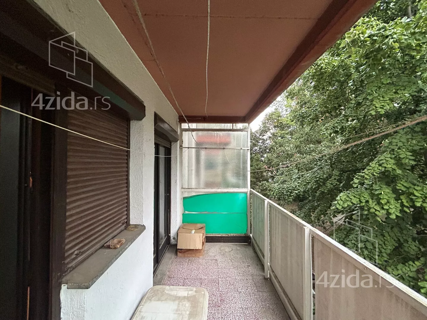 Troiposoban stan | 4zida