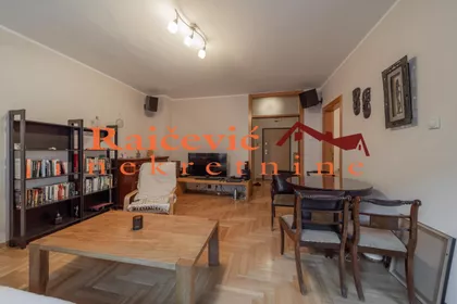 Bulevar Arsenija Carnojevica | 4zida.rs