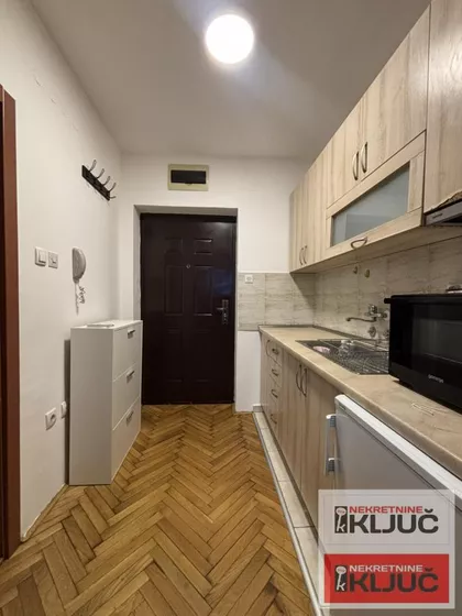 Novo Naselje | 4zida.rs