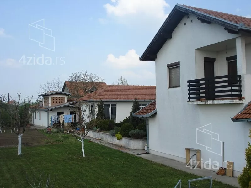 Kuća | 4zida