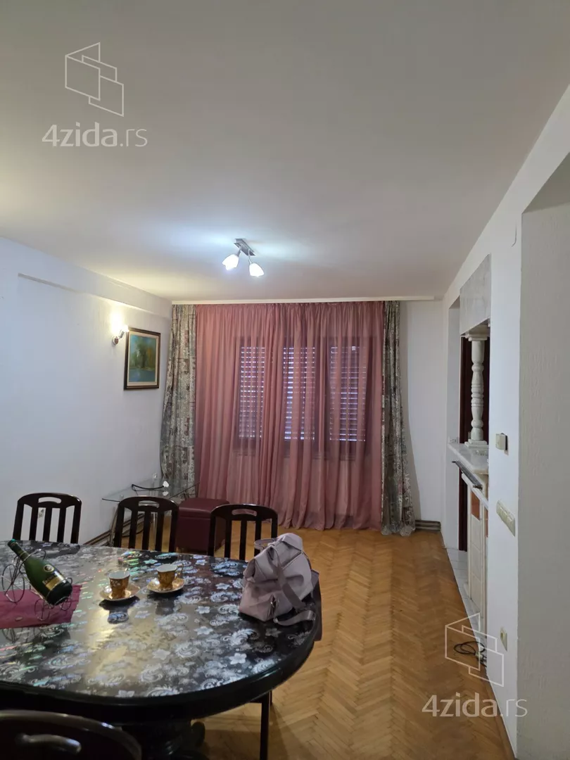 3-etažna kuća | 4zida
