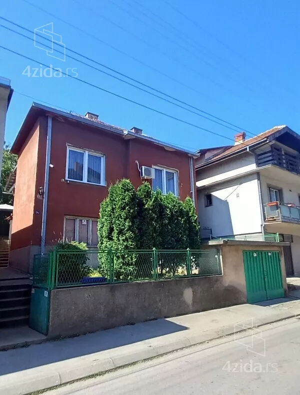 2-etažna kuća | 4zida