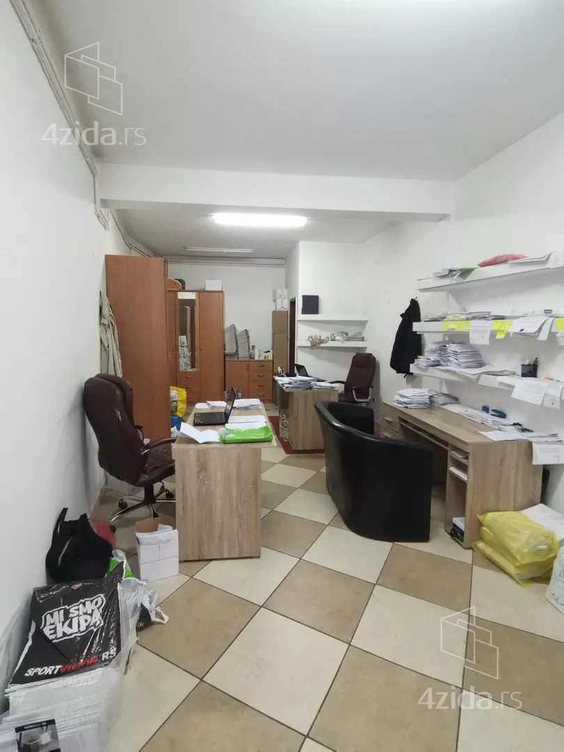 Lokal | 4zida