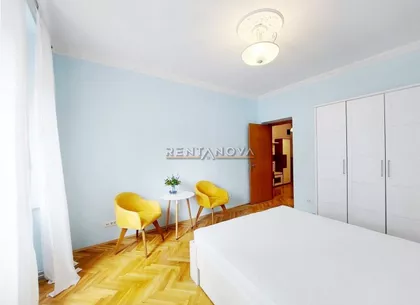 Vukov Spomenik | 4zida.rs