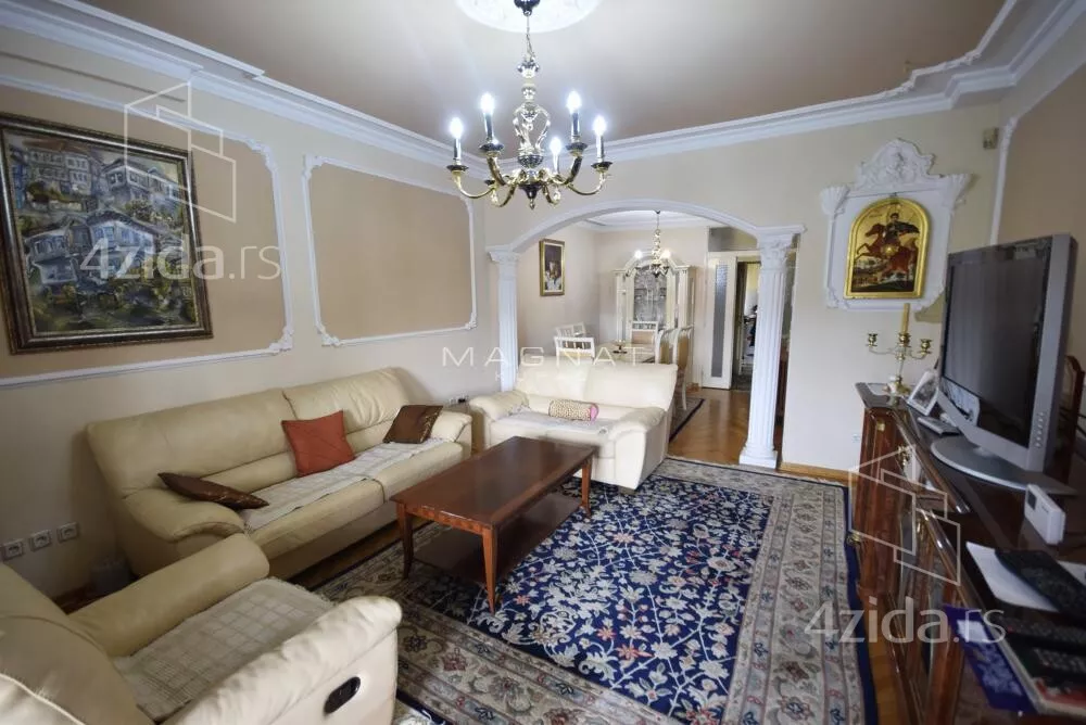 4-etažna kuća | 4zida