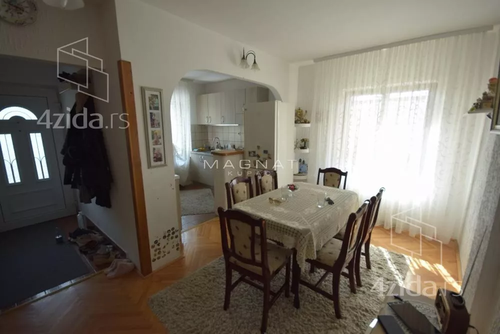 Kuća | 4zida