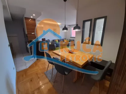 Tome Rosandića | 4zida.rs