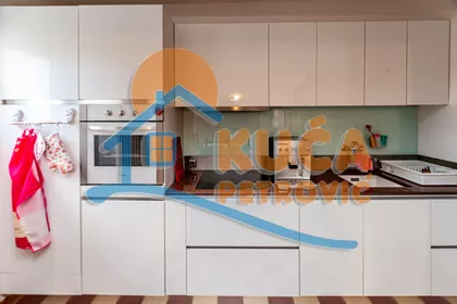 Malojastrebačka | 4zida.rs