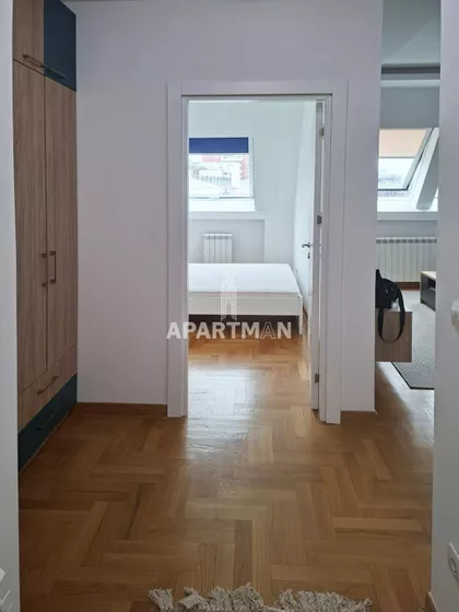 Lipov Lad | 4zida.rs