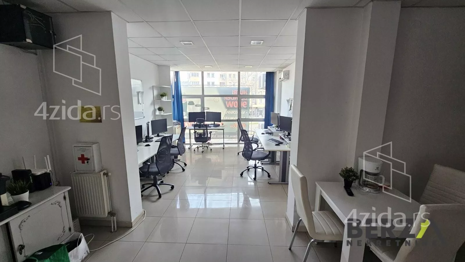 Poslovni prostor | 4zida