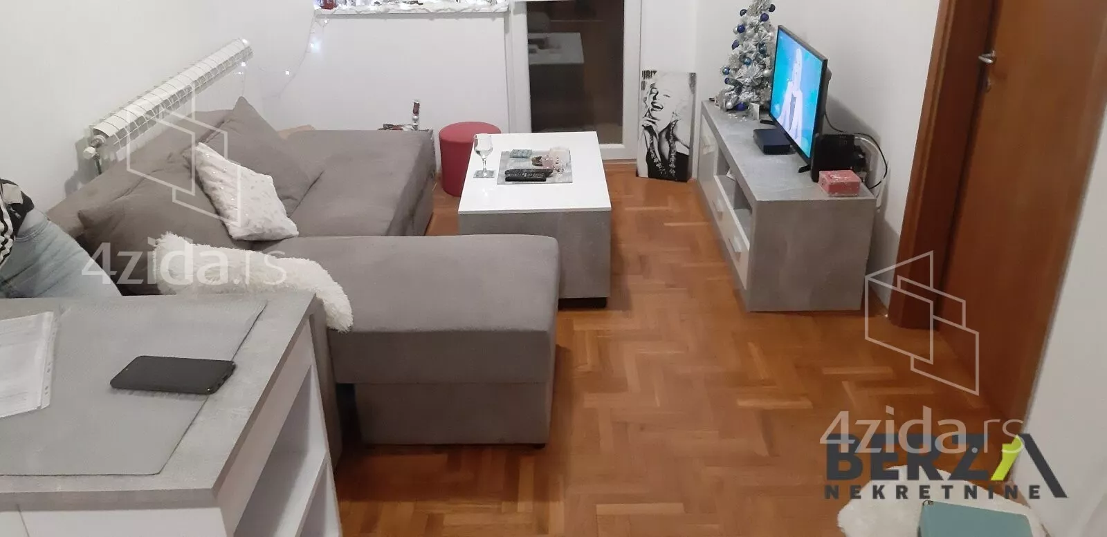 Jednoiposoban stan | 4zida