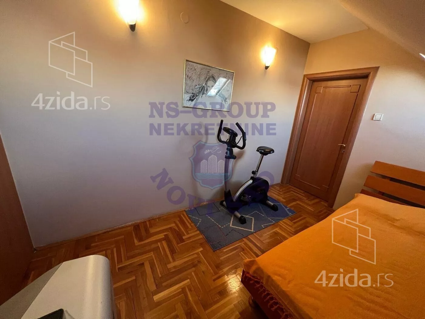 Četvoroiposoban stan | 4zida