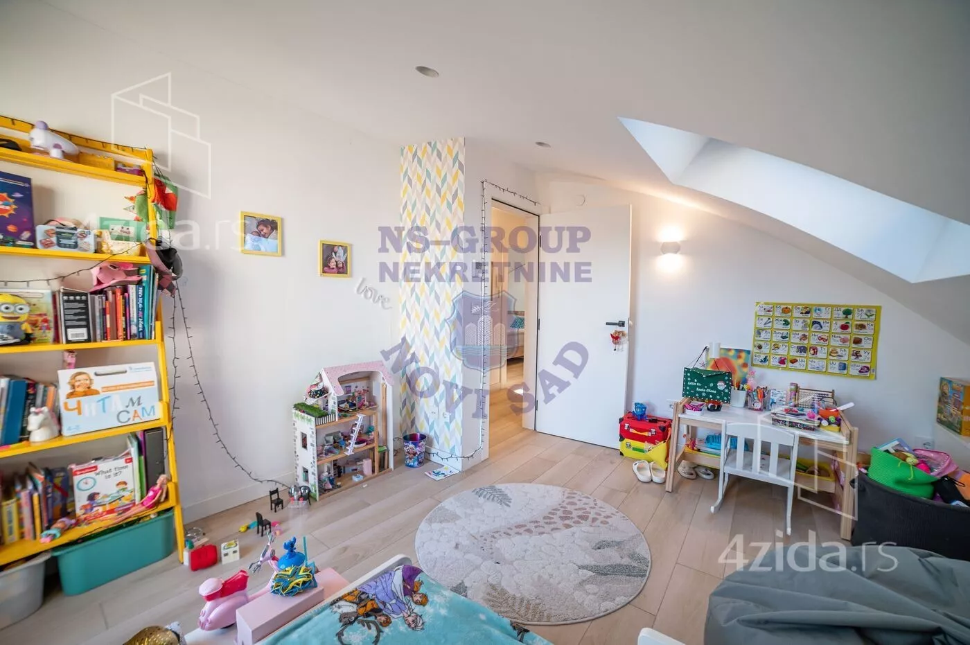 Petosoban stan | 4zida