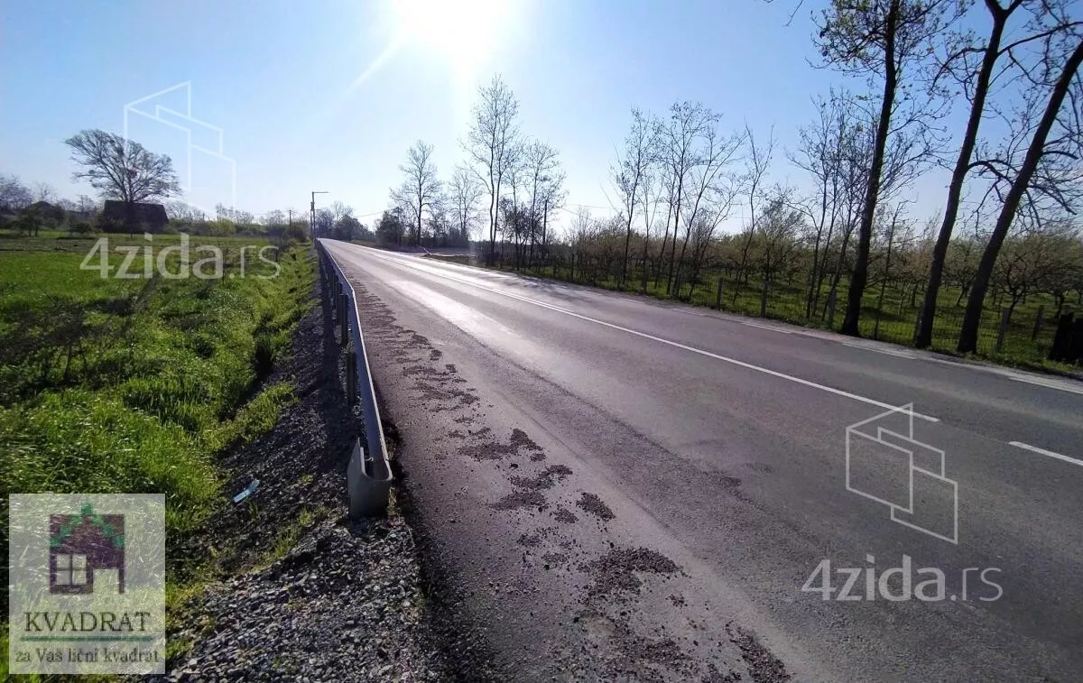Plac | 4zida