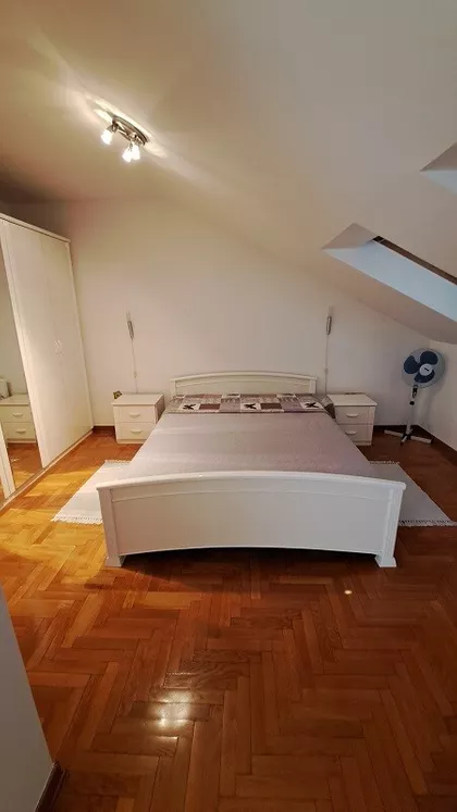 Dubljanska Hram | 4zida.rs