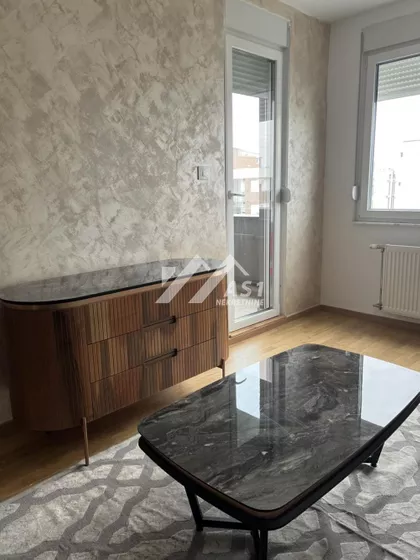 Gorana Jojića | 4zida.rs