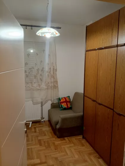 Zlatarićeva 18 | 4zida.rs