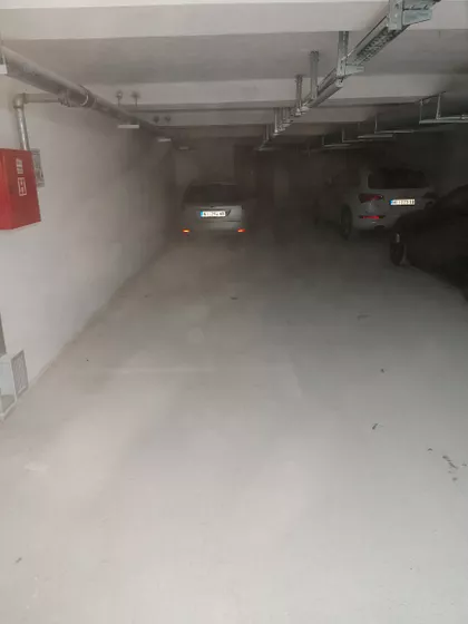 Jovana Ristića 22 | 4zida.rs