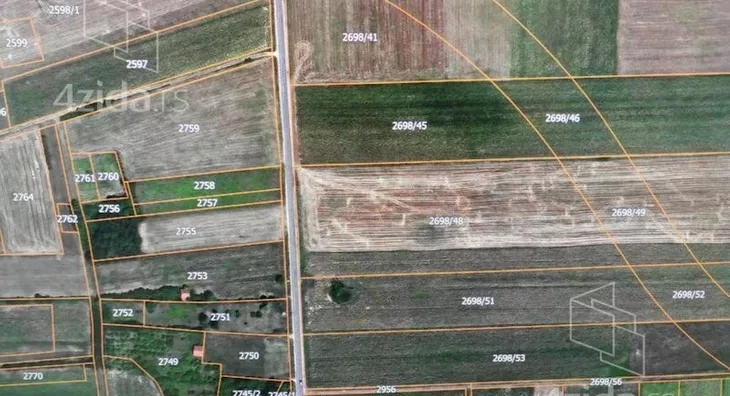 Poljoprivredno zemljište | 4zida