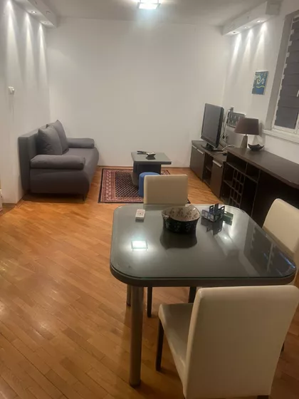 Vojvode Mišića | 4zida.rs