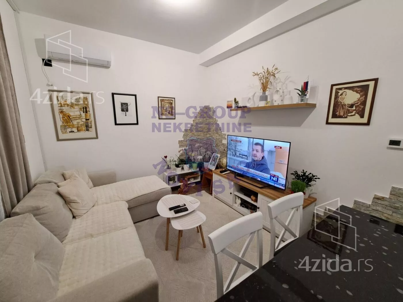 Jednoiposoban stan | 4zida